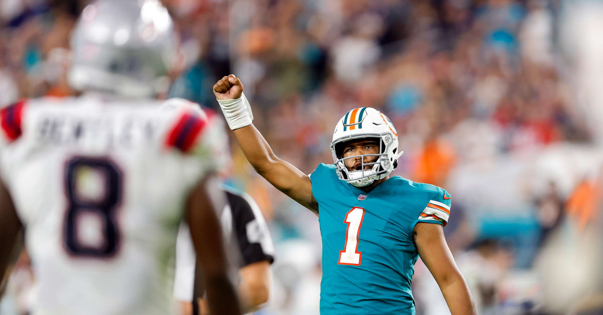 Hawaii's Tagovailoa and the Dolphins down Patriots in 2021 NFL