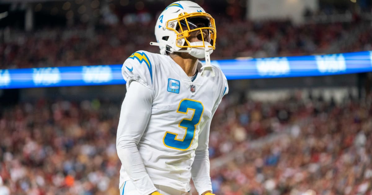 Derwin James ejection video: Chargers safety tossed from TNF after  helmet-to-helmet hit on Ashton Dulin - DraftKings Network