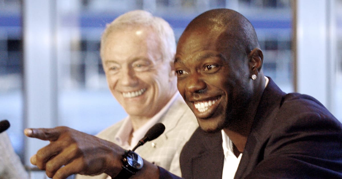 Cowboys owner Jerry Jones fires back at Terrell Owens report