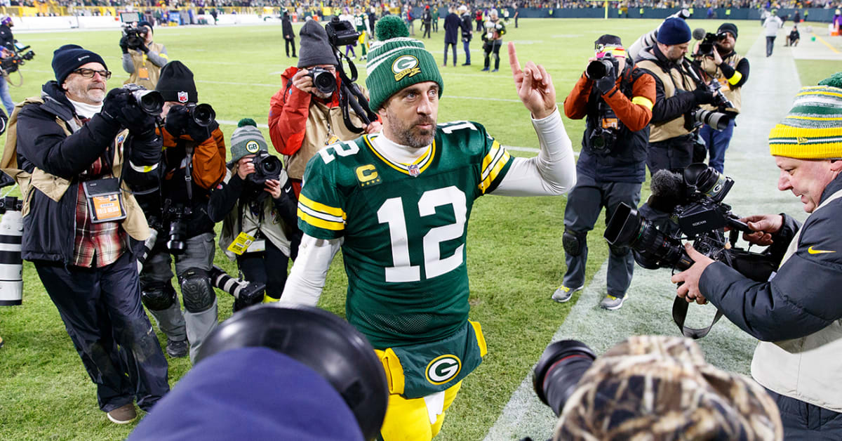 Aaron Rodgers could wear Joe Namath's iconic 12 jersey if plays for New  York Jets