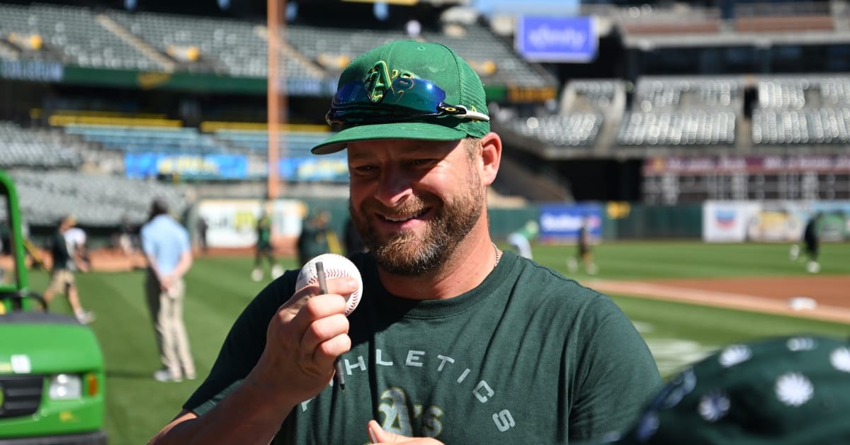 Former Oakland A's Fan Favorite Joins Seattle Mariners Coaching Staff