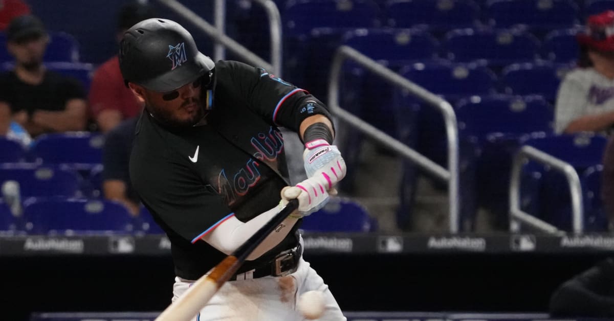 Miami Marlins Trade Shortstop Miguel Rojas To Los Angeles Dodgers ...