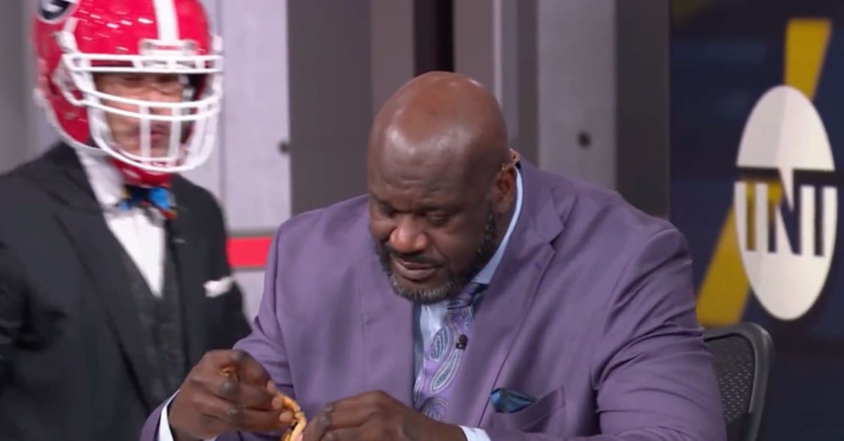 Shaquille Oneal Loses Tcu Vs Georgia Bet Must Eat Nba On Tnt Frogs