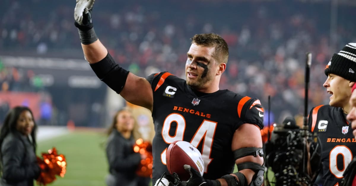 Sam Hubbard's Historic Defensive Touchdown Headlines Bengals' Win