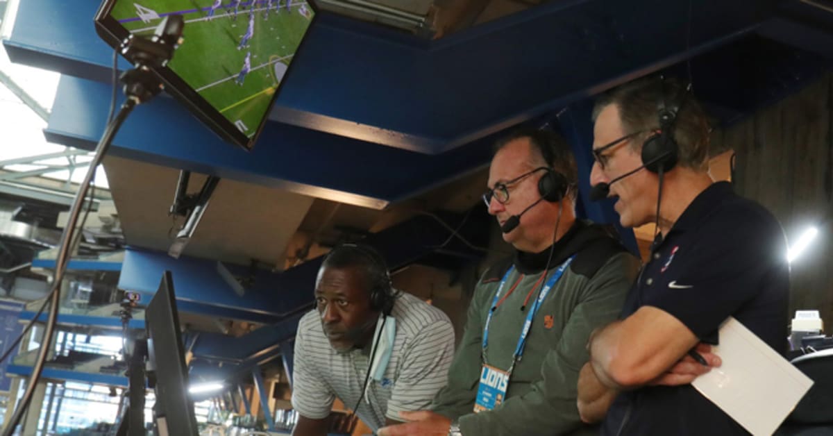 WATCH: Radio announcer Dan Miller goes CRAZY during Lions' game