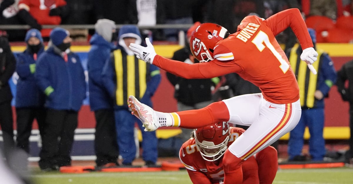 Ex-Chiefs player points out possible flaw in Kansas City's kicking game  that's leading to missed field goals 