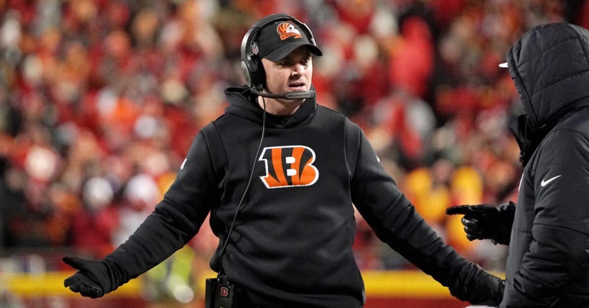 Officiating crew was changed late for KC Chiefs-Bengals game