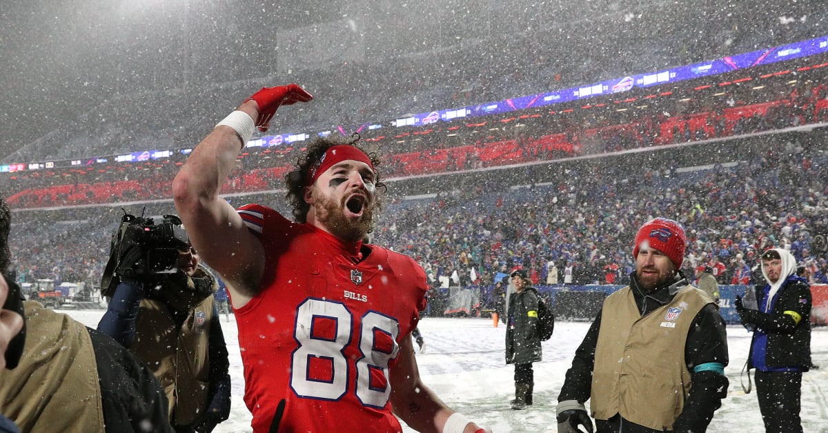 Buffalo Bills TE Dawson Knox, Dion Dawkins and Rodger Saffold Named to Pro  Bowl - Sports Illustrated Buffalo Bills News, Analysis and More