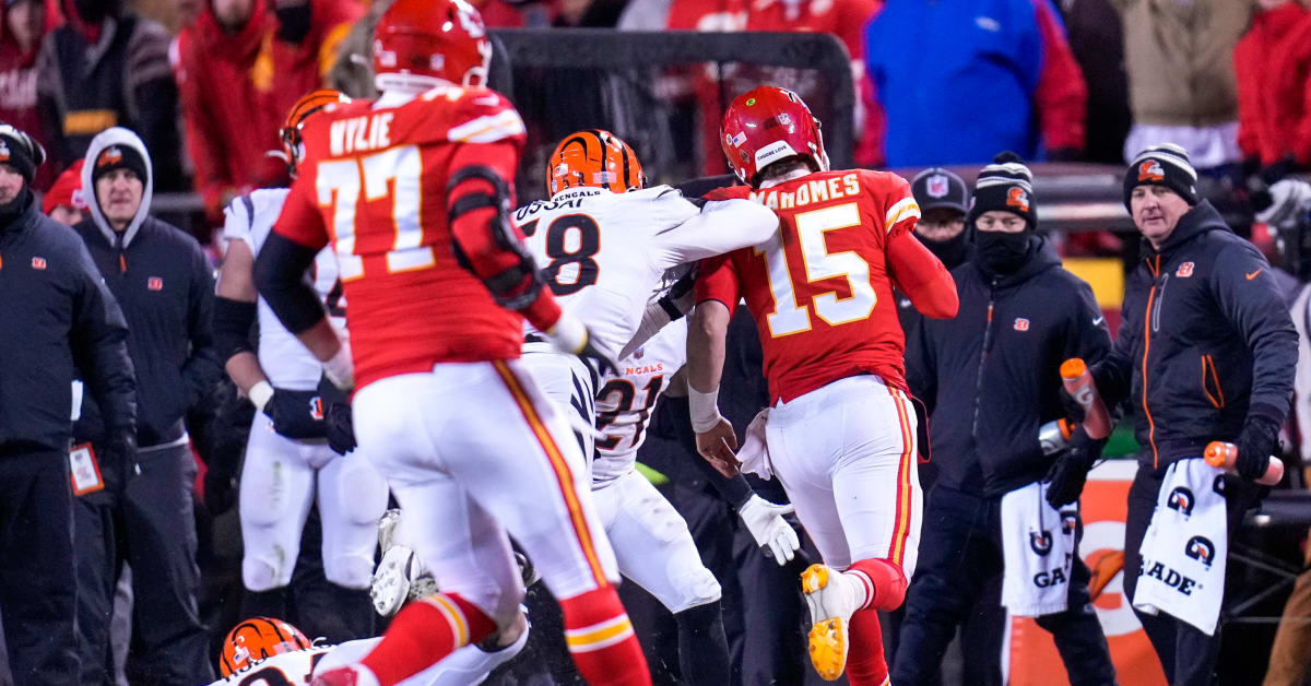 Bengals' Joseph Ossai is reduced to tears after his late-hit penalty on  Patrick Mahomes