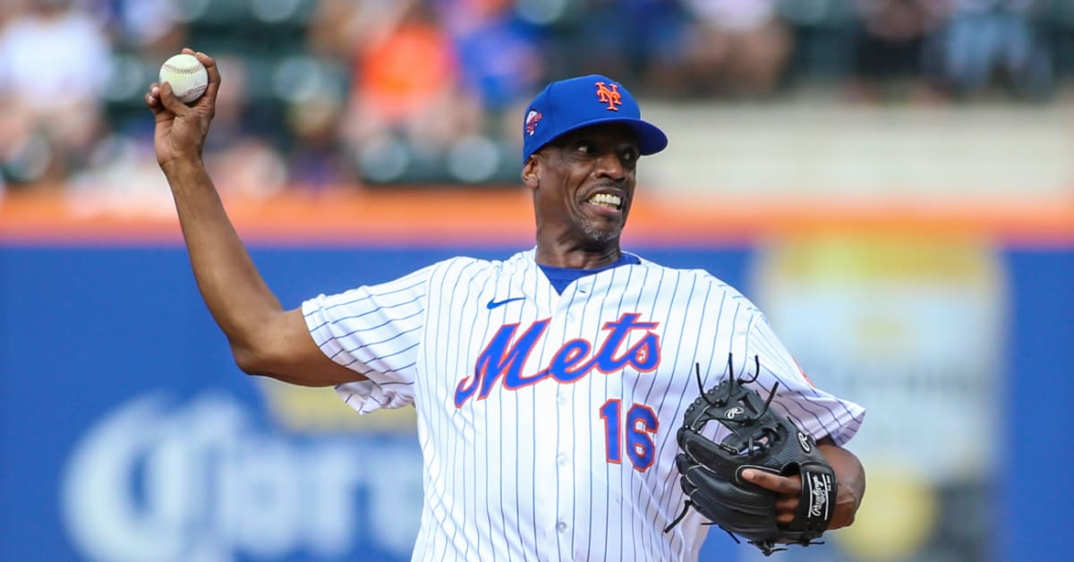 Mets Legend Dwight Gooden Reacts to Son's Football Commitment to