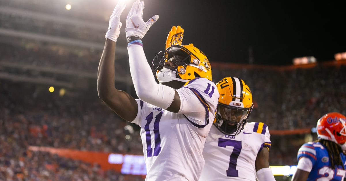 LSU's wide receivers deserve better; future NFL players lost in the current  offense