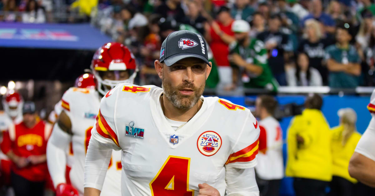 Henne announces retirement following Chiefs' Super Bowl win