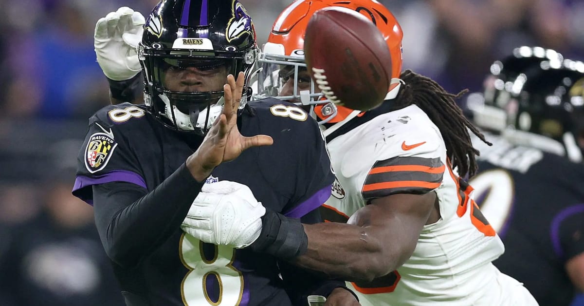 Jadeveon Clowney's Baltimore Ravens Jersey Features Unusual Number - Sports  Illustrated Baltimore Ravens News, Analysis and More