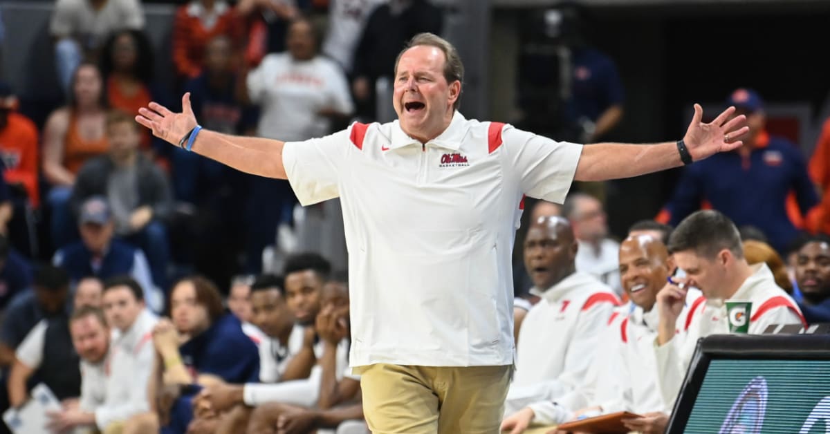 Ole Miss Makes Decision On Mens Basketball Coach Kermit Davis Per Report Sports Illustrated 4525