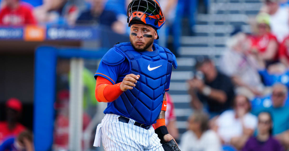 A Blue Jays catcher shaved his mustache in the middle of a game