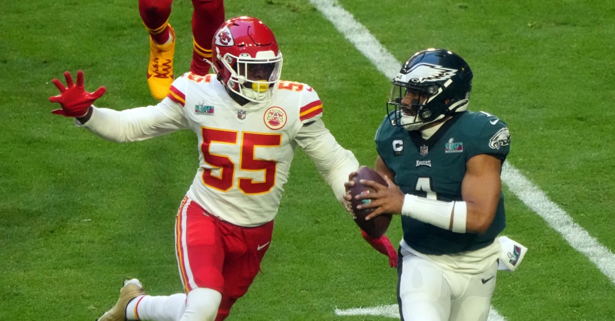 It Just Makes Sense: KC Chiefs Should Trade for Chicago Bears DE Robert  Quinn - Sports Illustrated Kansas City Chiefs News, Analysis and More