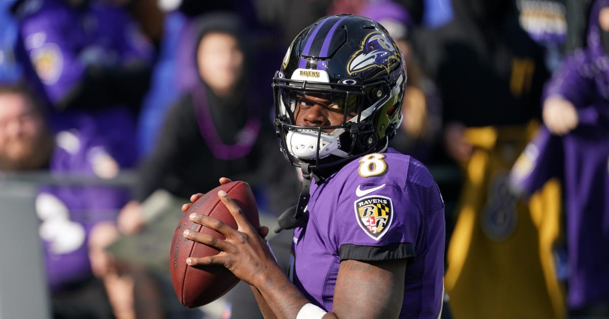 Baltimore Ravens QB Lamar Jackson Number 8 Retired By Louisville - Sports  Illustrated Baltimore Ravens News, Analysis and More