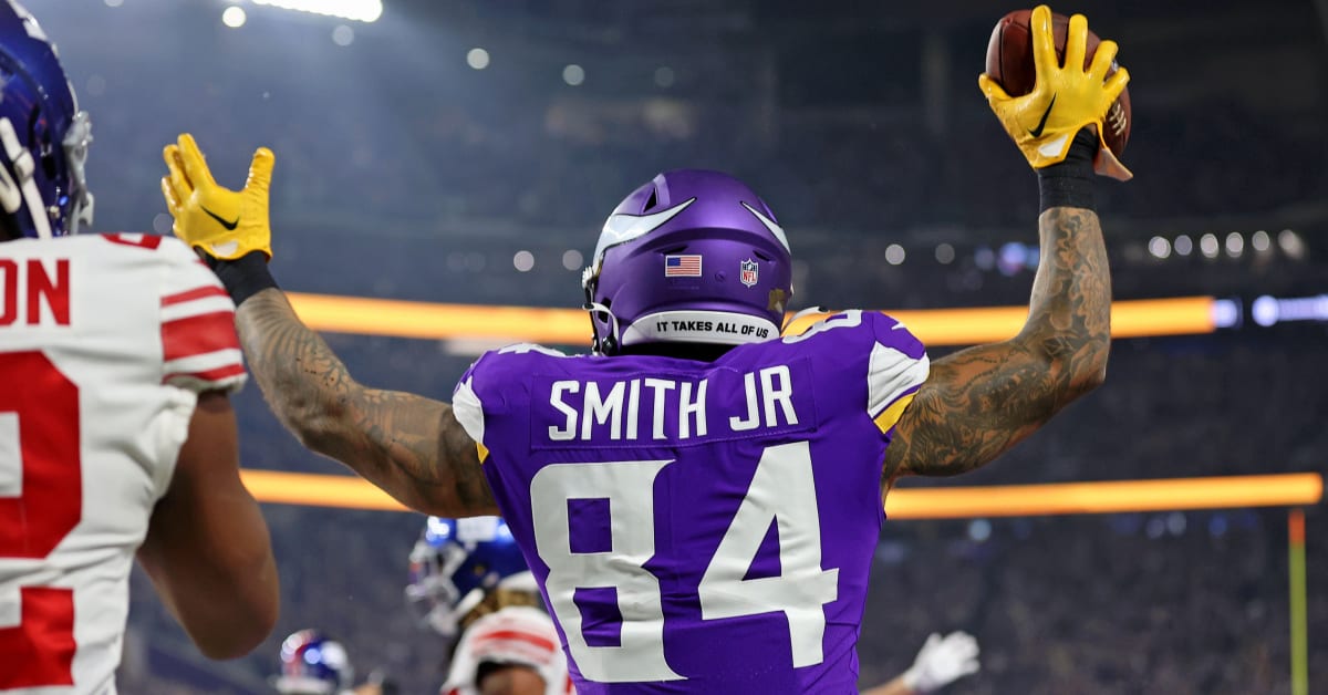 Joe Burrow glows about ex-Vikings tight end Irv Smith Jr. - Sports  Illustrated Minnesota Sports, News, Analysis, and More