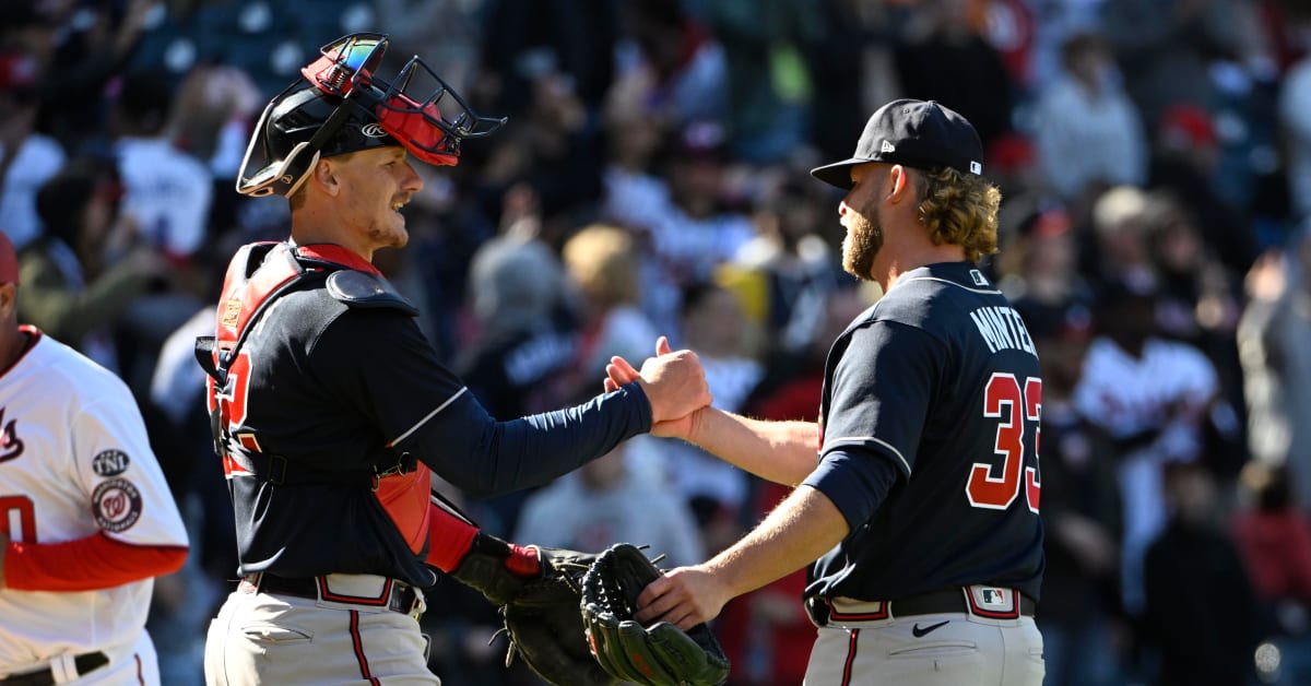 Murphy's first HR as an Atlanta Brave? WALK OFF BABY!! #braves