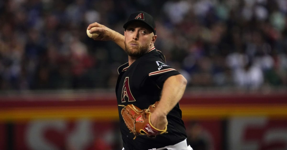 Diamondbacks put right-hander Merrill Kelly on 15-day injured list