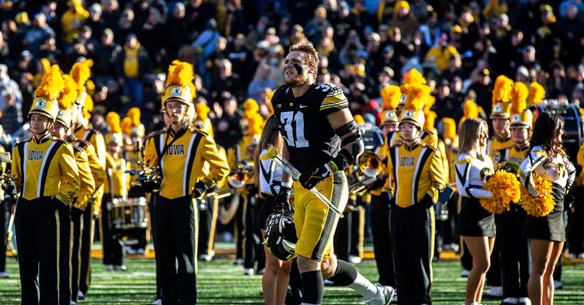 Lions Sign First-Round LB Jack Campbell