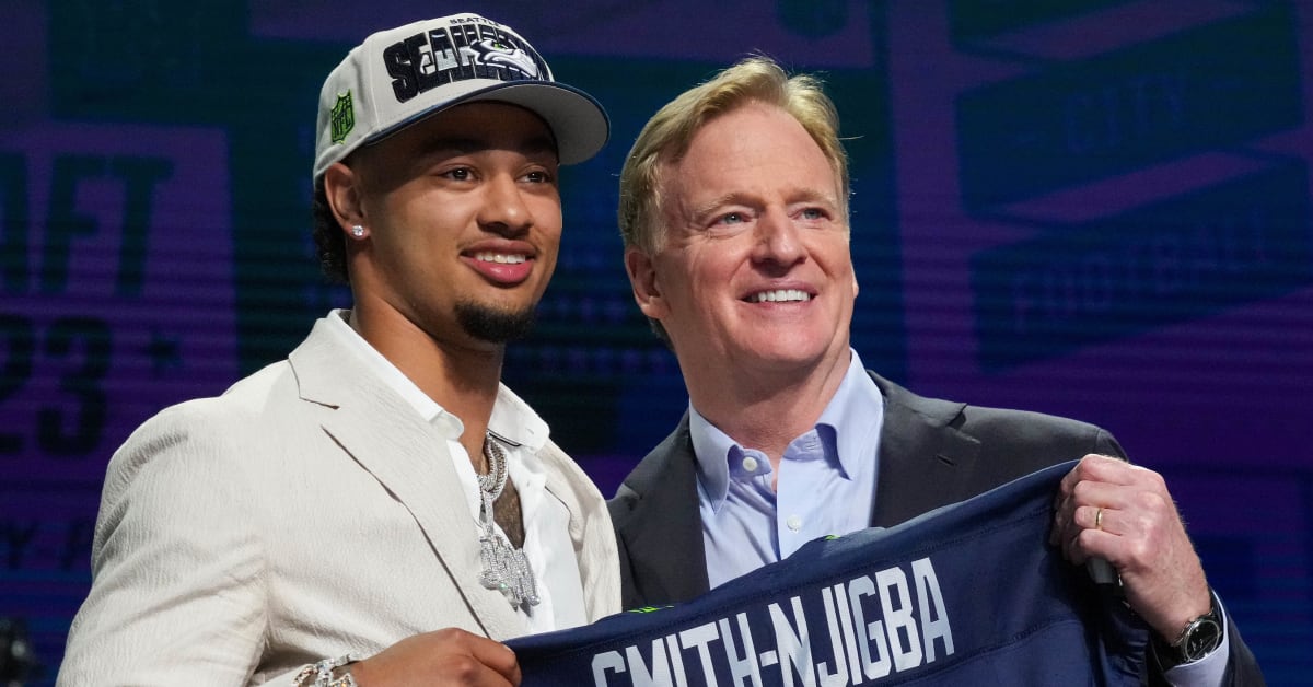 Fantasy Football: 2022 Rookie Mock Draft - Wide Receivers go FAST - Visit NFL  Draft on Sports Illustrated, the latest news coverage, with rankings for NFL  Draft prospects, College Football, Dynasty and