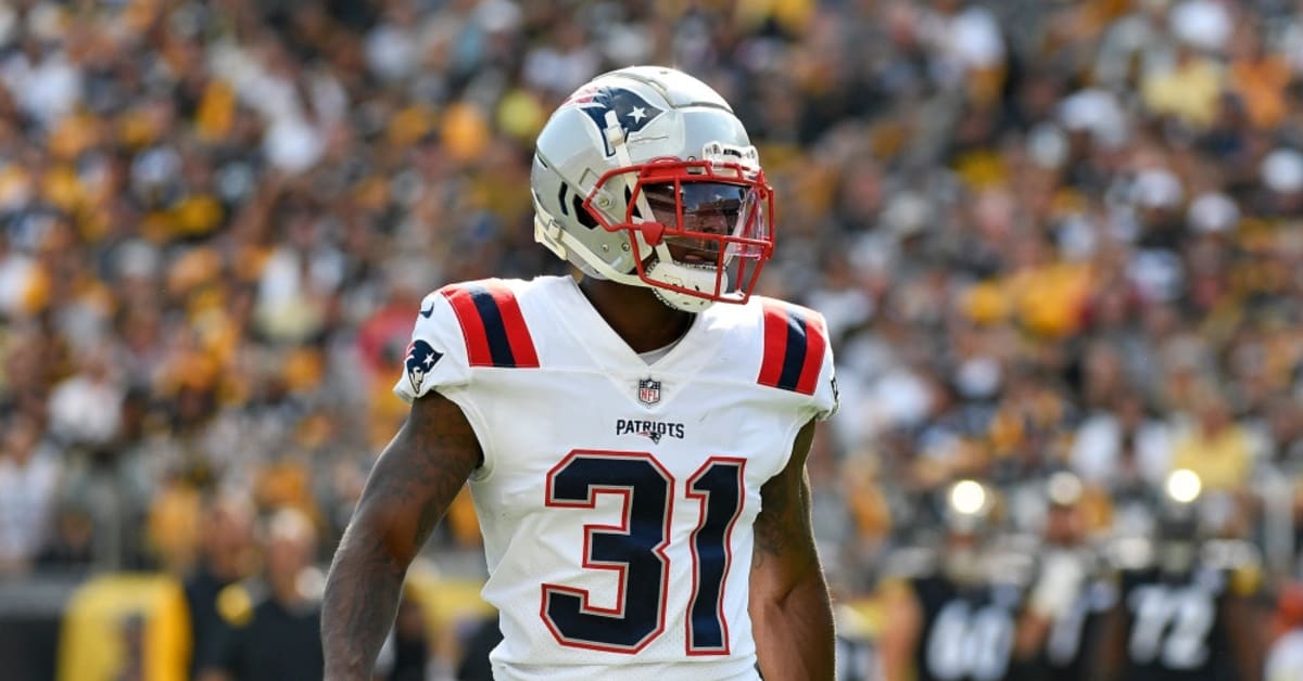 New England Patriots Re-Sign Jonathan Jones: New Position? - Sports  Illustrated New England Patriots News, Analysis and More