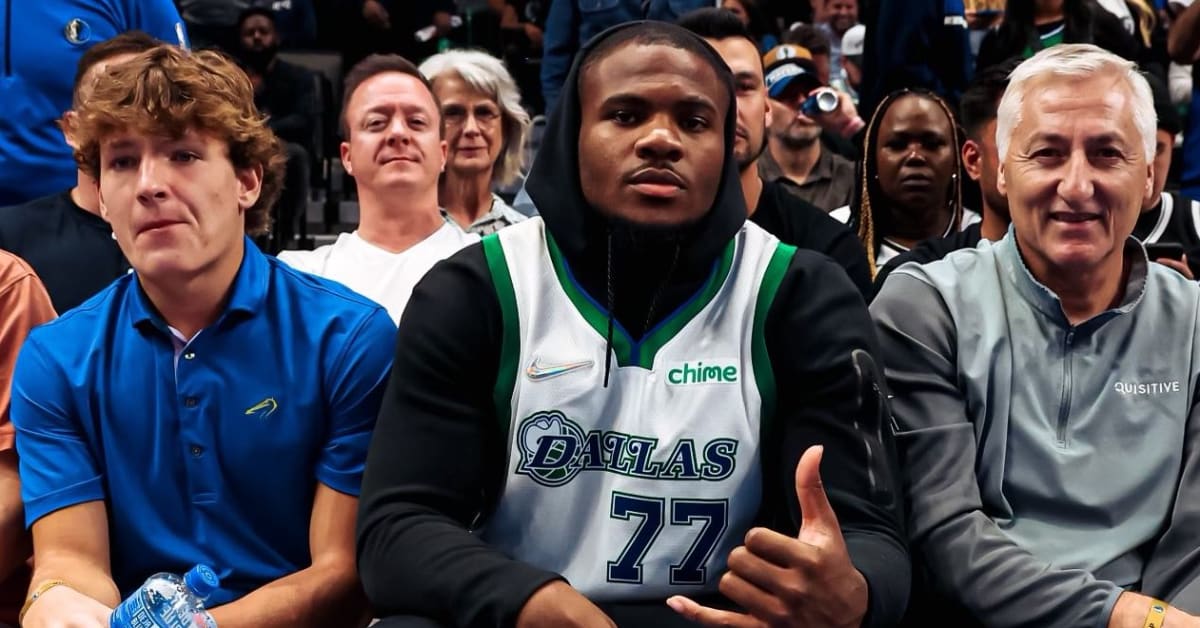 Cowboys' Micah Parsons trolls Patriots fans with Tatum jersey