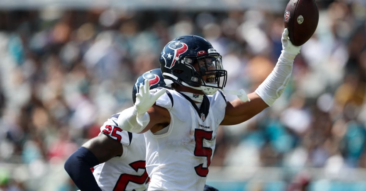 Houston Texans defensive back Jalen Pitre (5) drops in coverage during an  NFL preseason game against the New Orleans Saints on Saturday, August 13,  2022, in Houston. (AP Photo/Matt Patterson Stock Photo - Alamy