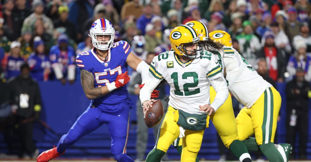 Can Aaron Rodgers Avoid Another Slow Start Week 1 vs. Bills on MNF?