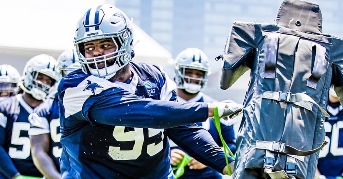 Dallas Cowboys' Johnathan Hankins, Chuma Edoga Fined By NFL - FanNation ...