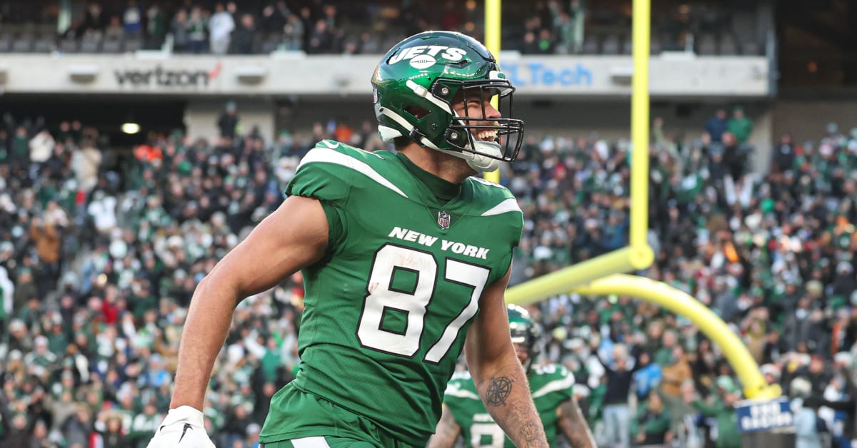 Former NFL Team Doctor Says Jets' CJ Uzomah Clear of Major Injury - Sports  Illustrated New York Jets News, Analysis and More