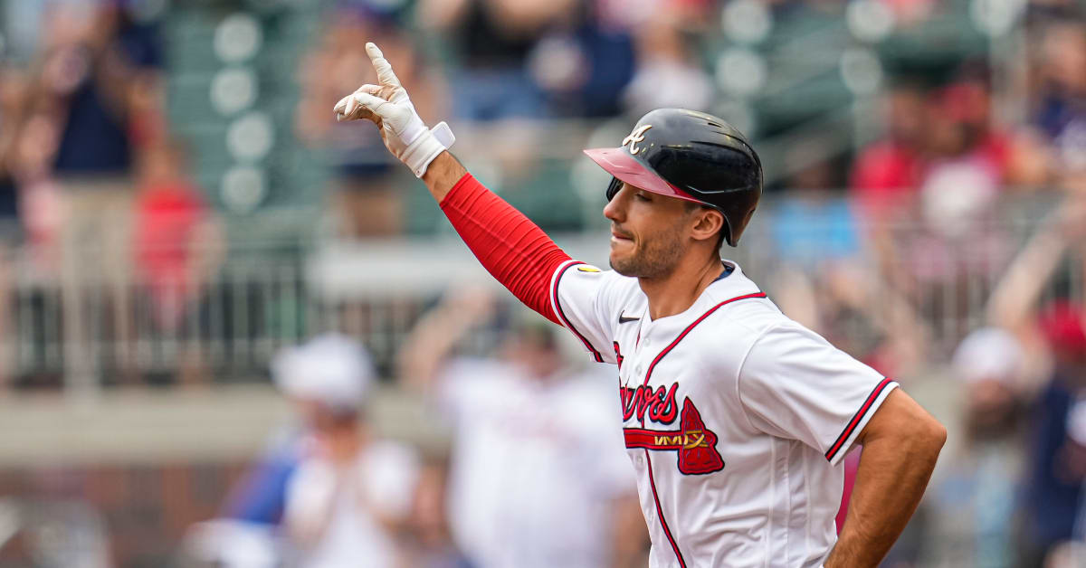 WATCH: Matt Olson pads the Braves lead with a bomb that cleared the center  field wall - Sports Illustrated Atlanta Braves News, Analysis and More
