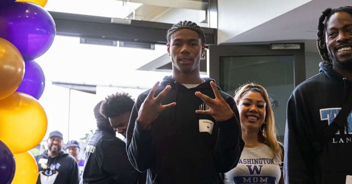 McDuffie Reclaims 22, a Preferred Jersey Number For Him - Sports  Illustrated Washington Huskies News, Analysis and More