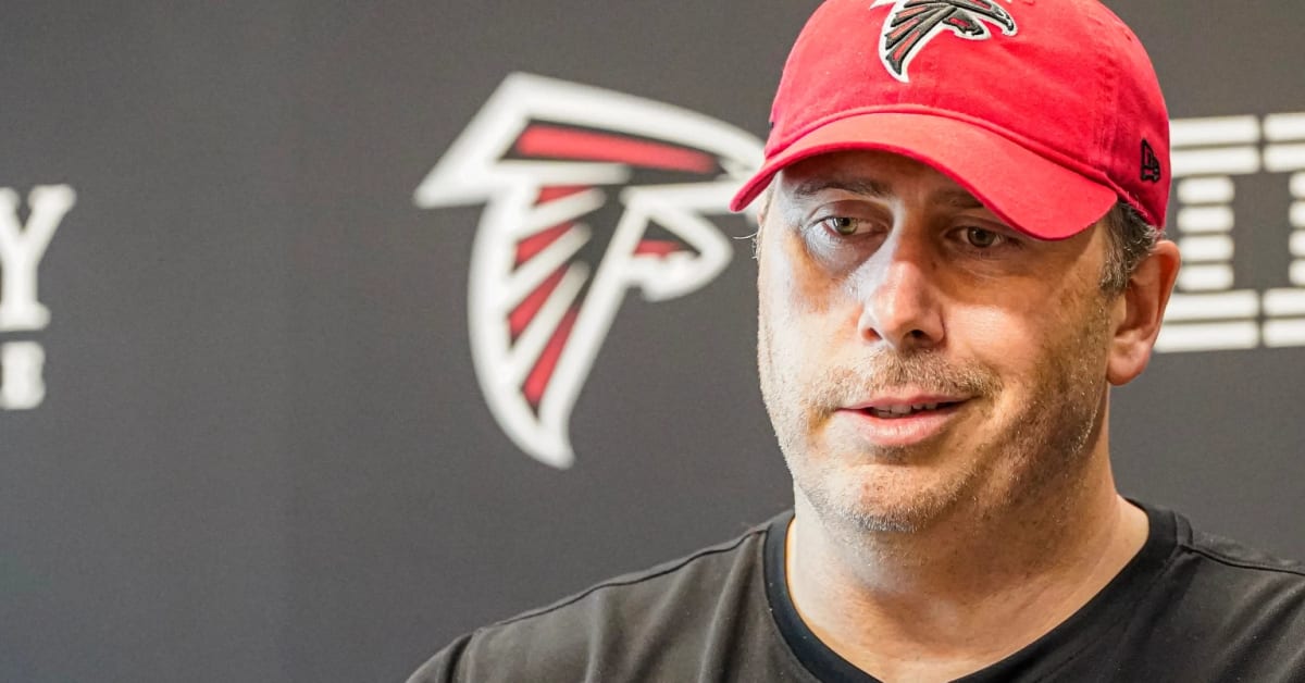 Desmond Ridder Praised by Falcons Signees Calais Campbell, Scotty Miller -  Sports Illustrated Atlanta Falcons News, Analysis and More