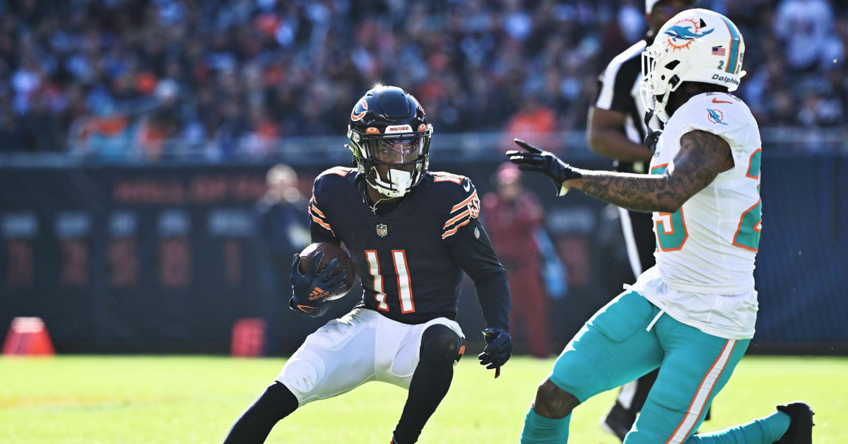 Chicago Bears' Darnell Mooney makes a catch before an NFL preseason  football game against the Buffalo Bills, Saturday, Aug. 26, 2023, in Chicago.  (AP Photo/Nam Y. Huh Stock Photo - Alamy