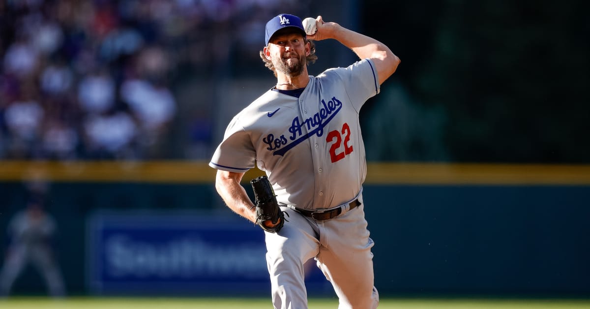 Clayton Kershaw stops steal of home, hands Dodgers 3-2 lead in World Series  - Chicago Sun-Times