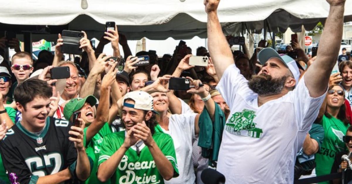 Why Jason Kelce spent his day chugging beer, bartending at Jersey