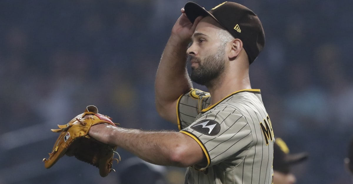 Padres News: Ha-Seong Kim is Putting Together Another Gold-Glove Season  Despite the Position Change - Sports Illustrated Inside The Padres News,  Analysis and More