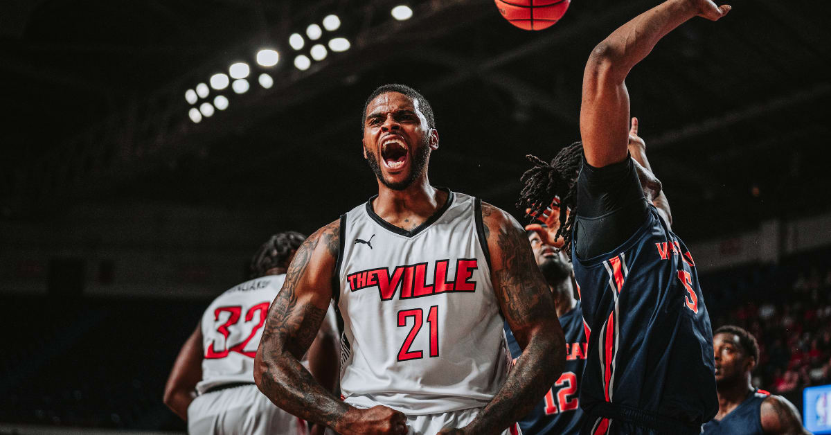 TBT, Louisville Men's Basketball Alumni Team 'The Ville' Returning to