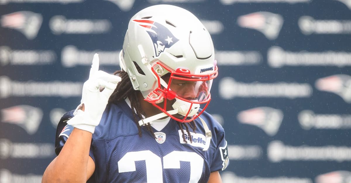 Patriots training camp Day 1: Mac Jones throws an INT, Hunter