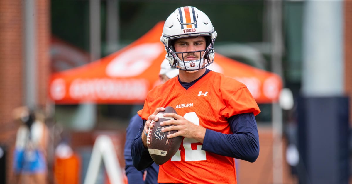 Auburn football practice observations: Holden Geriner with the first-team -  Sports Illustrated Auburn Tigers News, Analysis and More