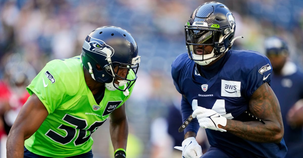 Seattle Seahawks wide receiver DK Metcalf (14) lines up against the Buffalo  Bills during the first