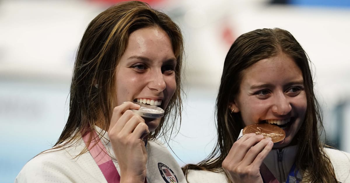 Highlight Hoos: Alex Walsh and Kate Douglass | UVA Swimming - Sports ...