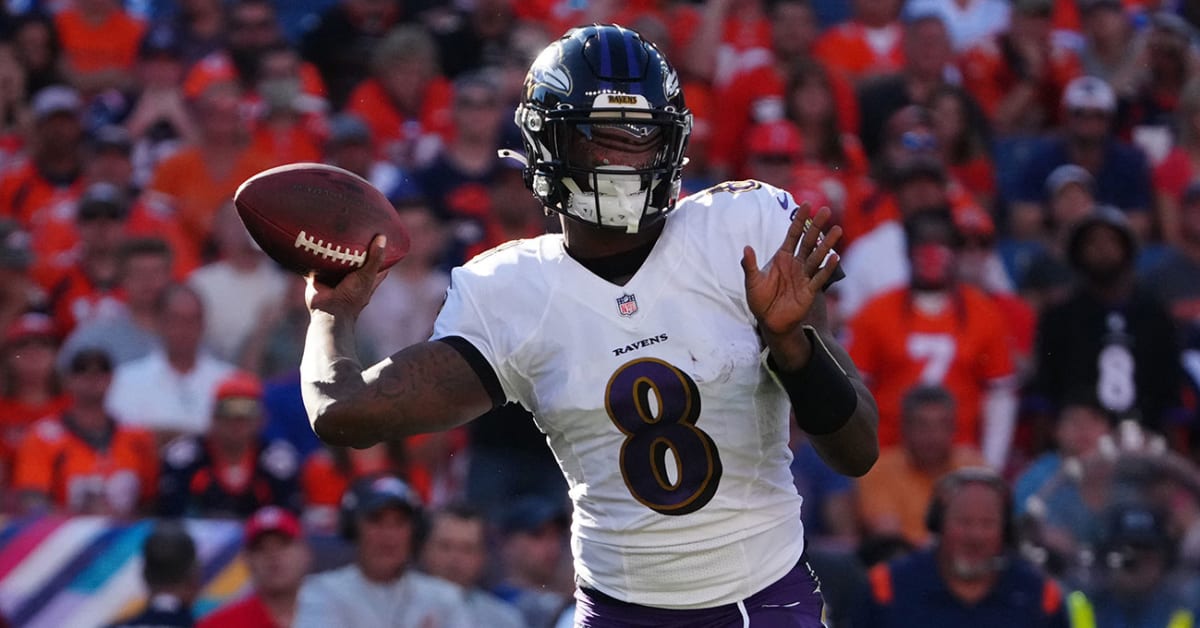 Former NFL Agent Gives In-Depth Take on Lamar Jackson Contract