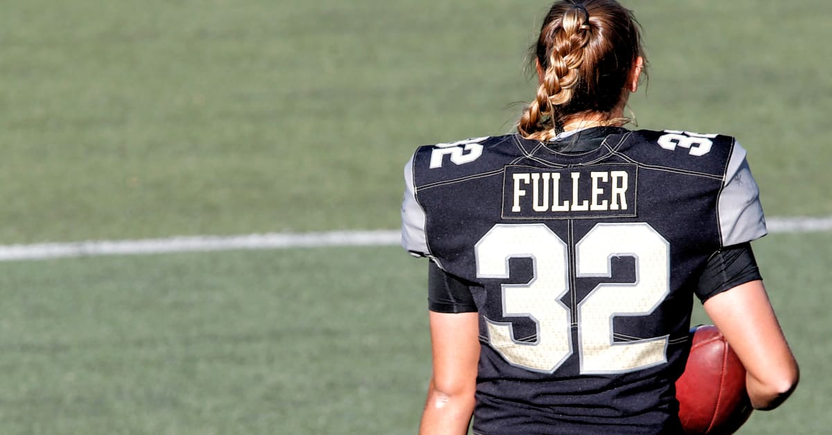 Sarah Fuller: Football kicker's mental health struggle, advocacy