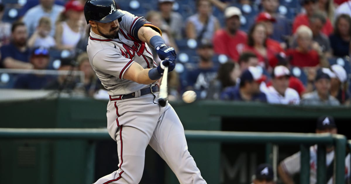 Braves outfielder Adam Duvall to have season-ending wrist surgery