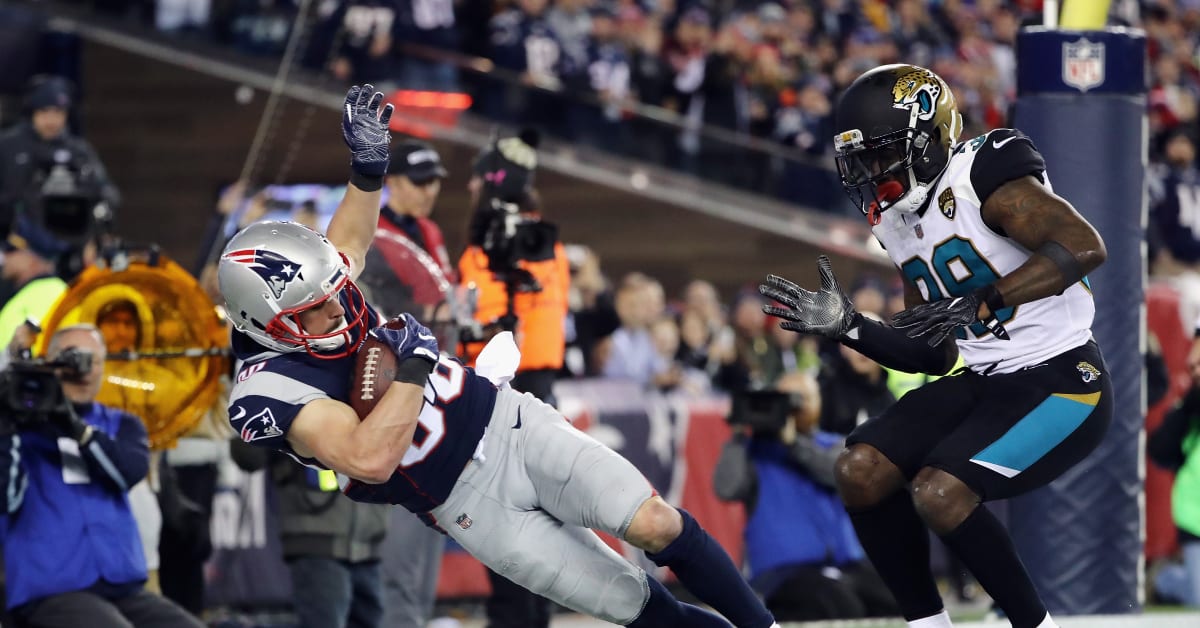 Former Patriots wideout Danny Amendola to sign with Detroit Lions (Report)  