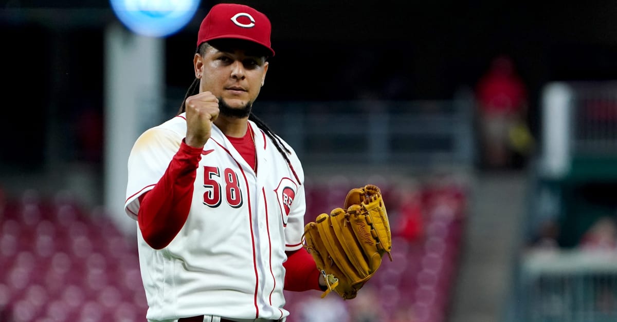 MLB Rookie Profile: Luis Castillo, RHP, Cincinnati Reds - Minor