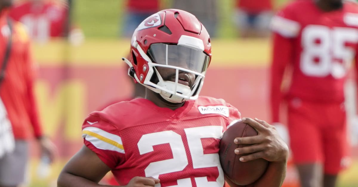 RB Jerick McKinnon Returns to KC Chiefs: Clyde Edwards-Helaire, Ronald  Jones Impact? - Sports Illustrated Kansas City Chiefs News, Analysis and  More